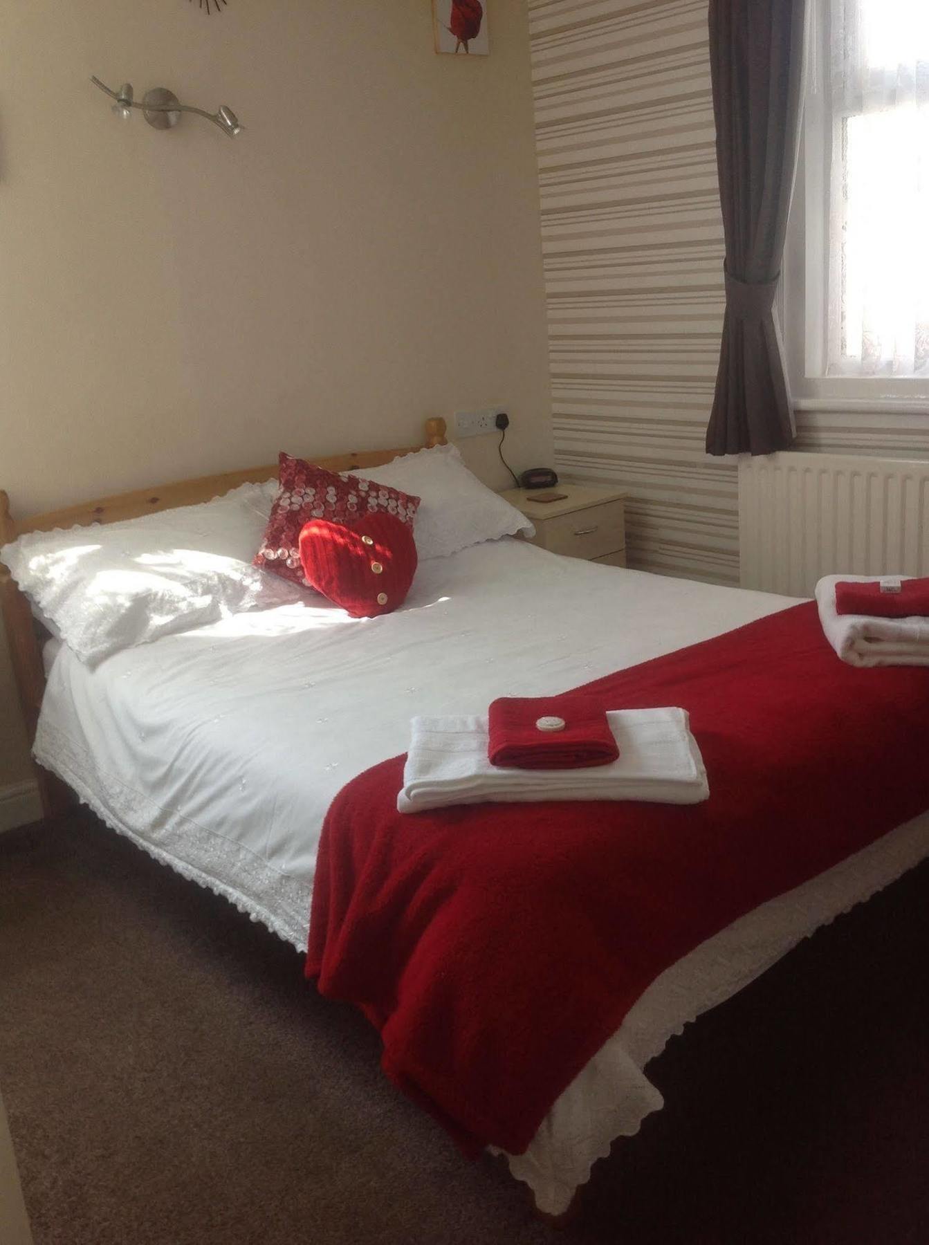 Cleasewood Guest House Great Yarmouth Eksteriør billede